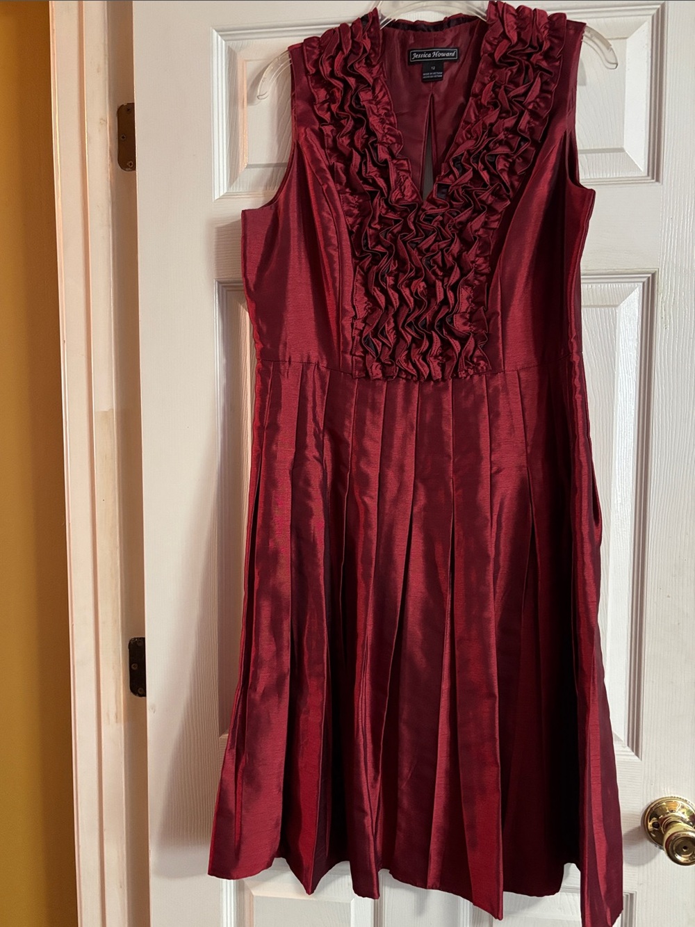Jessica Howard Burgundy Ruffle V-Neck Cocktail Dress